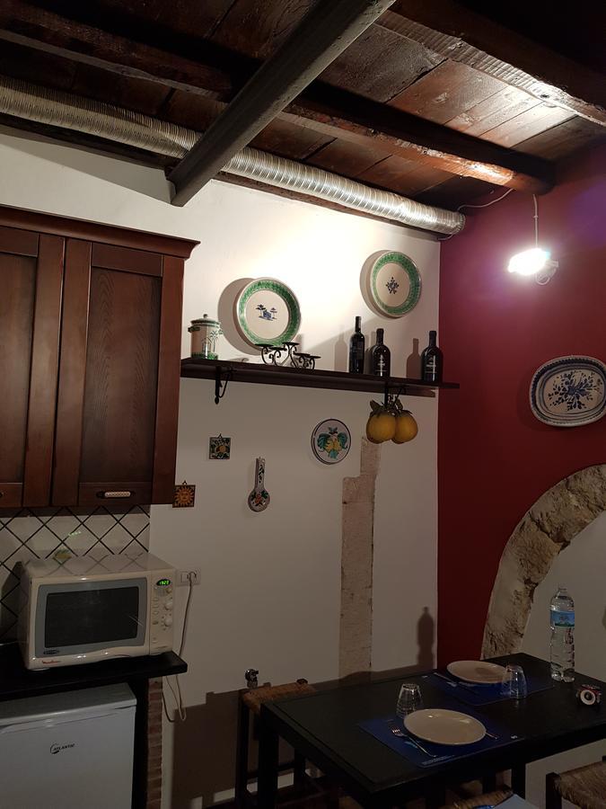 Ortigia L'Antico Dammuso Apartment Сиракуза Екстериор снимка